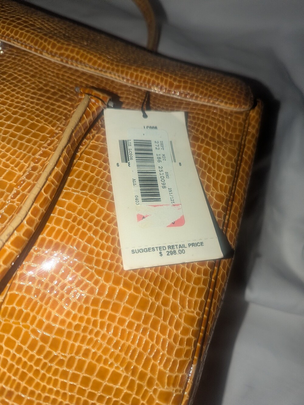 BCBGMaxAzria Amber Patent Lizard Embossed Italian Leather Satchel.NWT - Picture 7 of 14